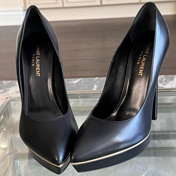 Shoes - BRAND NEW YVES SAINT LAURENT HEELS - Size 38.5